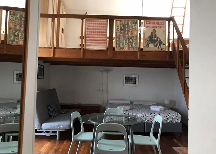 דירה Second Floor No Elevator בארי