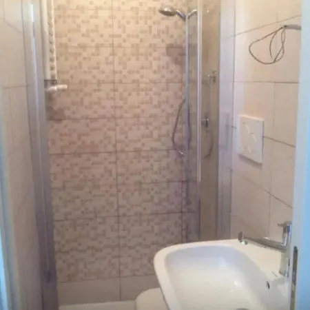 Second Floor No Elevator Бари