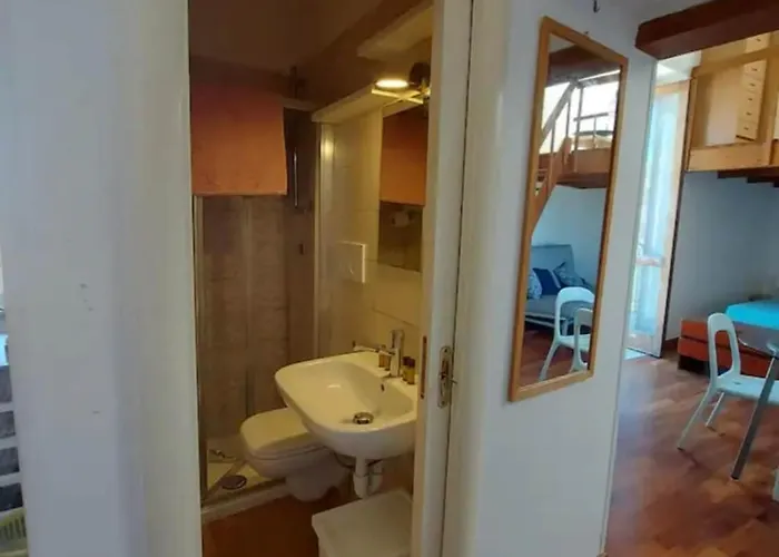 Apartment Second Floor No Elevator Bari